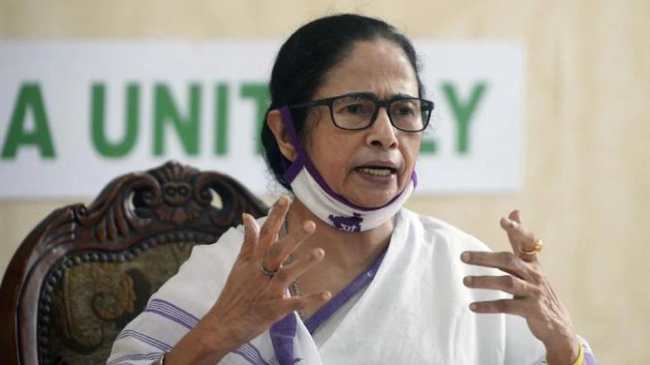 নন্দীগ্রামে হার নিয়ে মমতা বললেন, 'জনতার রায় শিরোধার্য, কিন্তু আদালতে যাব' নন্দীগ্রামে হার নিয়ে মমতা বললেন, 'জনতার রায় শিরোধার্য, কিন্তু আদালতে যাব'