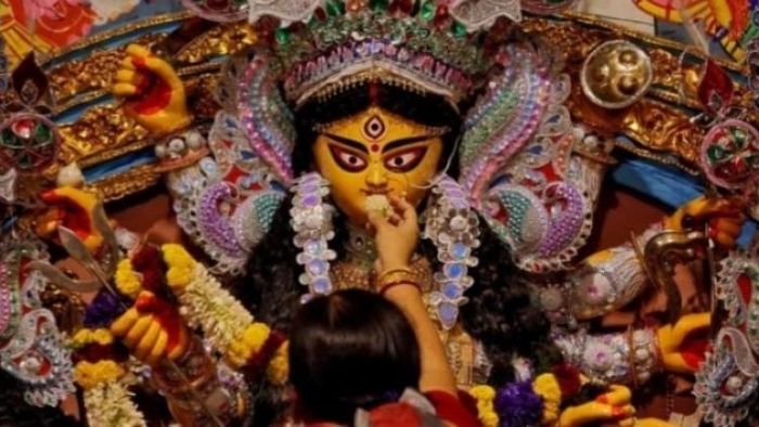 এই টোটকাতেই ফিরবে ভাগ্য