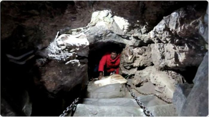 Patal Bhuvaneshwar Cave: পুরাণ অনুযায়ী, ভগবান গণেশের আসল মাথাটি কেটে উত্তরাখণ্ডের এই গুহায় পড়েছিল।