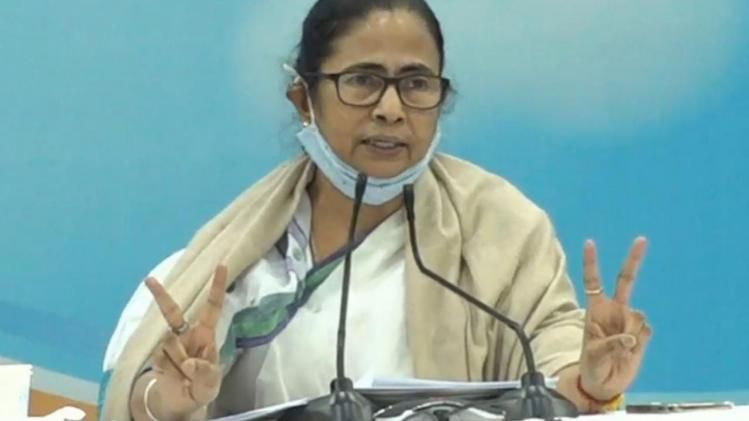 মুখ্যমন্ত্রী মমতা বন্দ্যোপাধ্যায়