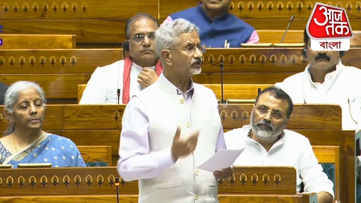 'আমরা গোটা বিশ্বের সামনে পাকিস্তানের মুখোশ খুলে দিয়েছি', লোকসভায় বললেন জয়শঙ্কর