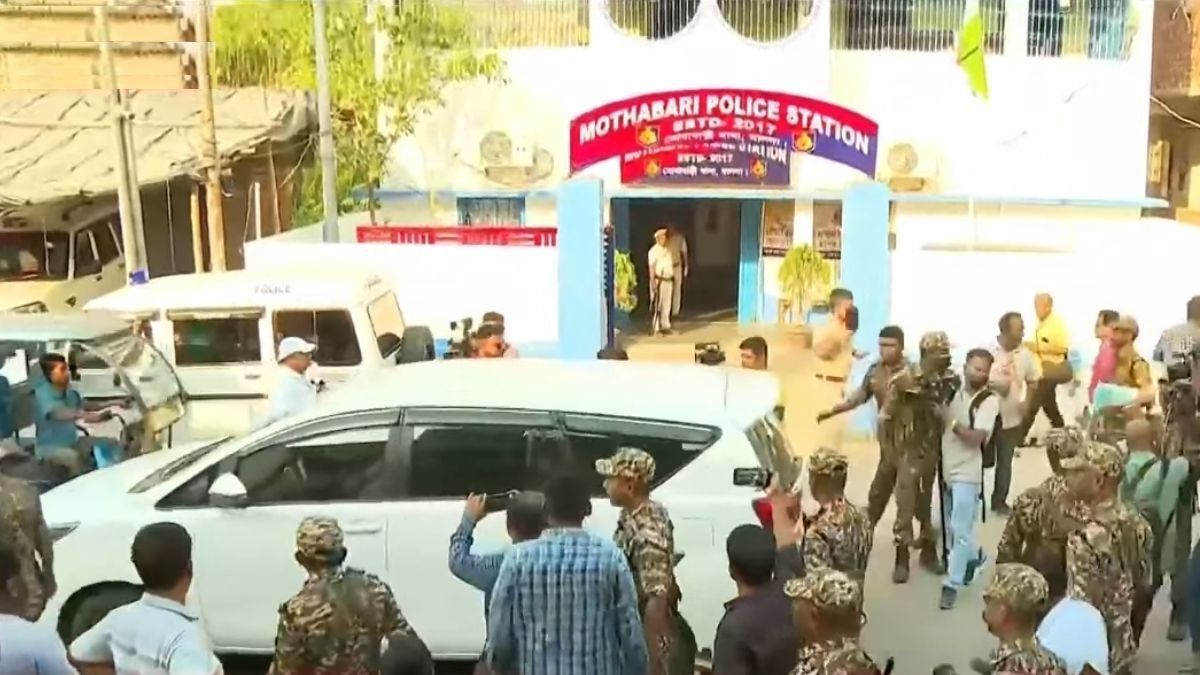 এই ঘটনা নিয়ে সমস্ত Update-এর জন্য নজর রাখুন আমাদের এই লাইভ ব্লগে।