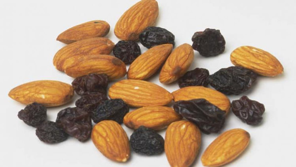 Toshakda yashirin kamera seks, ruscha suhbat Verxnedniprovskiy Smolensk viloyati fohishalari