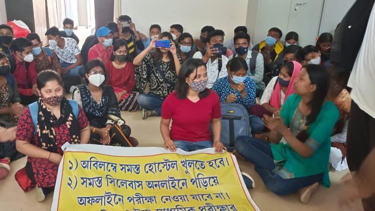 Egri oyoqlar porno video