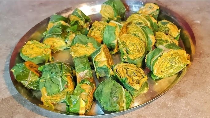 কচু পাতা দিয়ে এই দারুণ টেস্টি রেসিপি একবার বানিয়ে দেখুন, চমৎকার খেতে