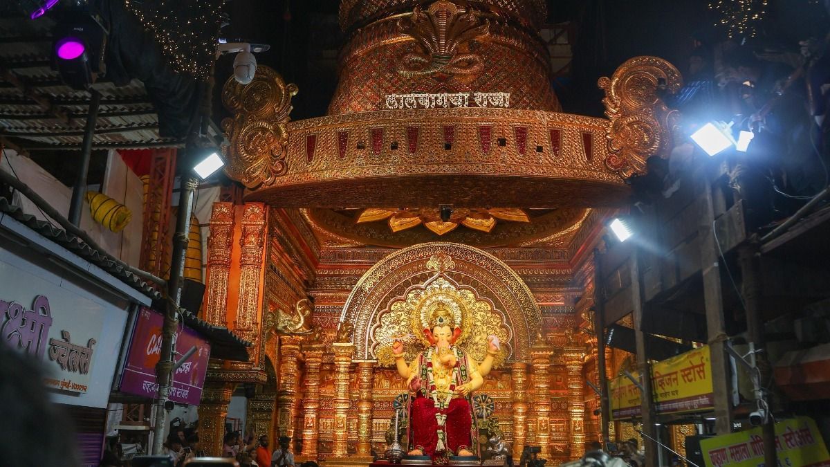 লালবাগচা রাজা গণেশের দর্শন করুন