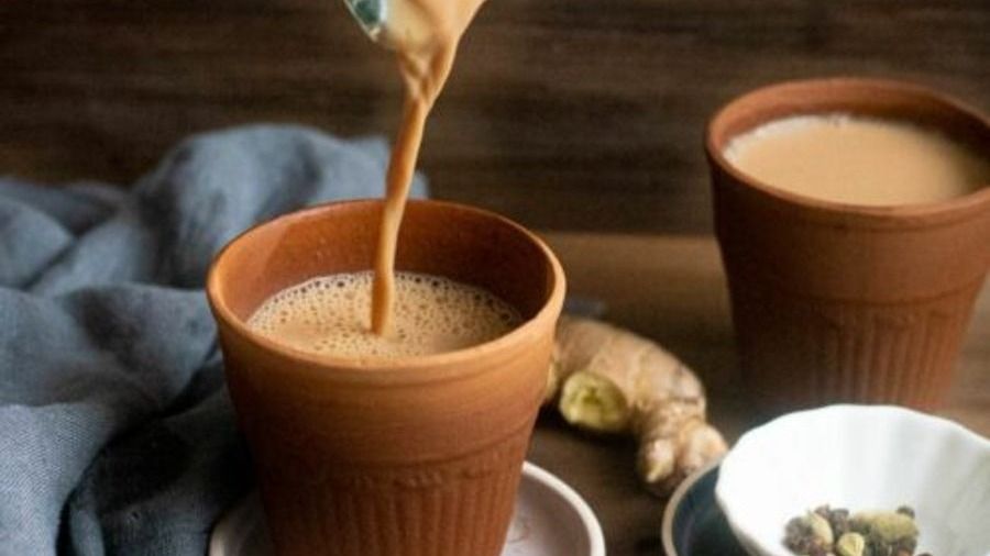 ঘন, কড়া চা কীভাবে বানাবেন? অফিসপাড়ার দোকানদার যা বললেন