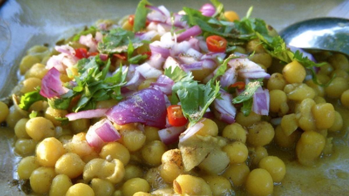 শীতের সন্ধ্যায় খেয়াল রাখুন স্বাদ ও স্বাস্থ্য দুইয়েই, বানান ক্রিসপি-চটকা চাট