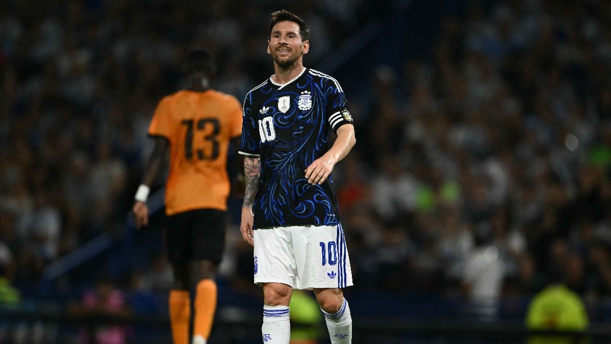 'ও আমার দেশের মাটি...' আর্জেন্টিনায় জীবনের শেষ ম্যাচ কেঁদে ফেললেন মেসি, সেই সব ছবি রইল