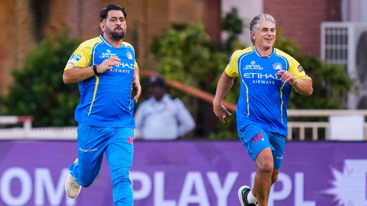 সোশ্যাল মিডিয়ায় ট্রেন্ডিং 'MS Dhoni Scam', সমর্থকদের আবেগ নিয়ে খেলল CSK, বিস্ফোরক শ্রীকান্ত
