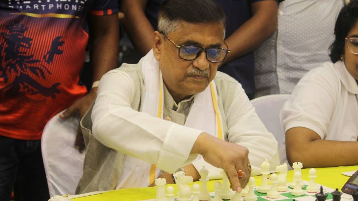 শ্রমমন্ত্রী ভাস্কর ভট্টাচার্য