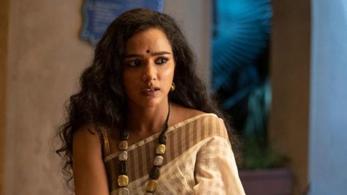 দময়ন্তীর দ্বিতীয় সিজনের শুটিংয়ের মাঝে টেলিফোনে আড্ডা তুহিনার সঙ্গে, ফোটো- নিজস্ব চিত্র