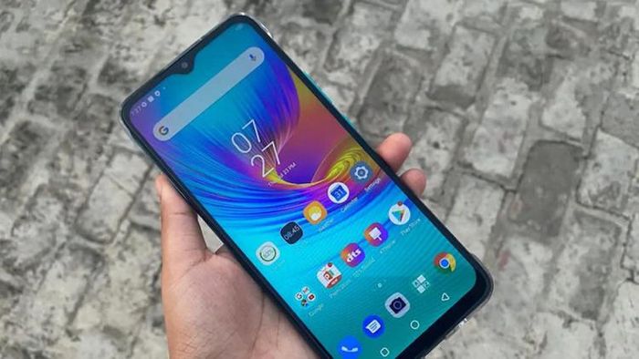 নতুন বছরে বাড়তে চলেছে রিচার্জের মাশুল, চিন্তায় মোবাইল গ্রাহকরা