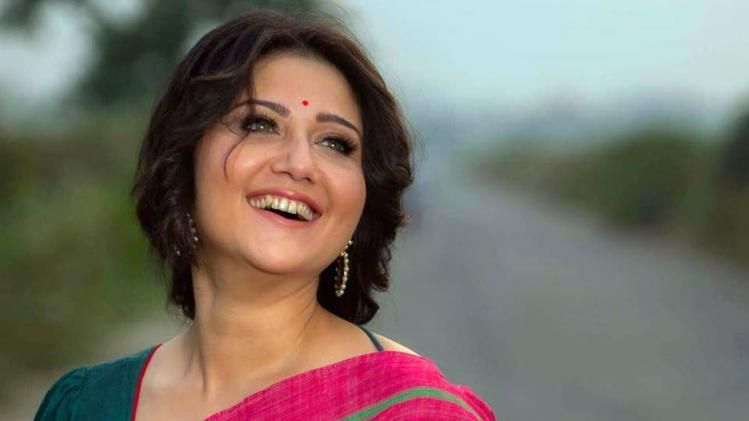 কাউকে ভালবাসা মানে নতুন বাড়িতে পা রাখা,' কার প্রেমে হাবুডুবু স্বস্তিকা?
