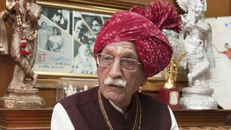 ৯৮ বছর বয়সে প্রয়াত MDH গ্রুপের মালিক মহাশয় ধরমপাল গুলাটি