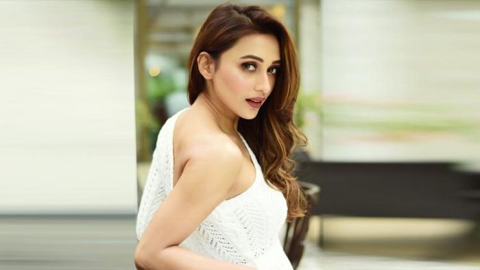 মিমি চক্রবর্তী (ছবি সৌজন্য: ফেসবুক)