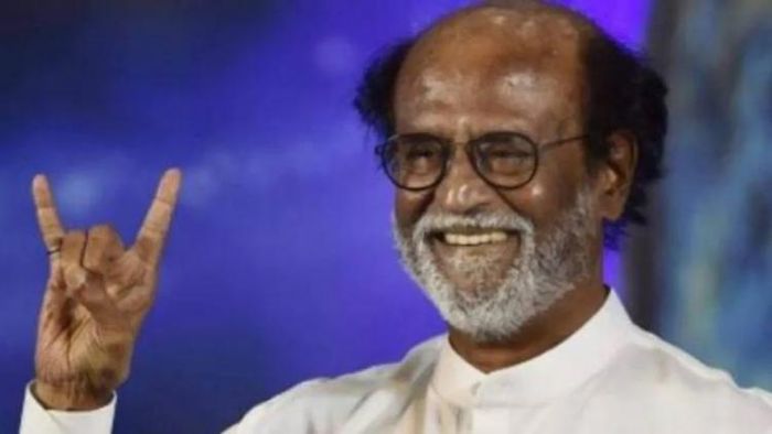 রাজনীতির মঞ্চে রজনীকান্ত