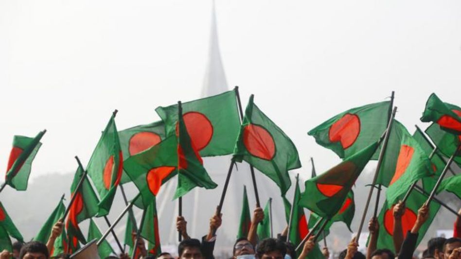 পাকিস্তানকে টেক্কা ঢাকার,  ৪২ বিলিয়ন ডলার ছাড়াল বৈদেশিক মুদ্রার মজুত পাকিস্তানকে টেক্কা ঢাকার,  ৪২ বিলিয়ন ডলার ছাড়াল বৈদেশিক মুদ্রার মজুত