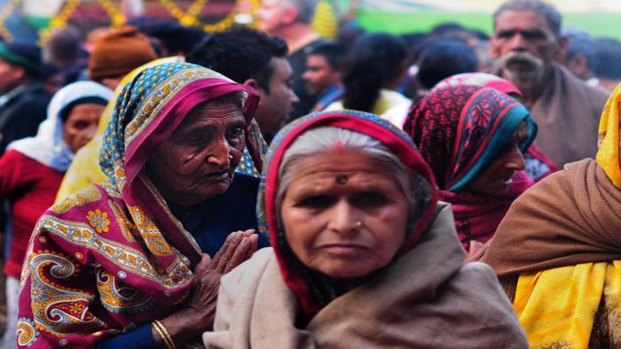 গঙ্গাসাগর যাওয়ার আগে পুণ্যার্থীদের ভিড় বাবুঘাটে। ছবি সৌজন্য: ফেসবুক
