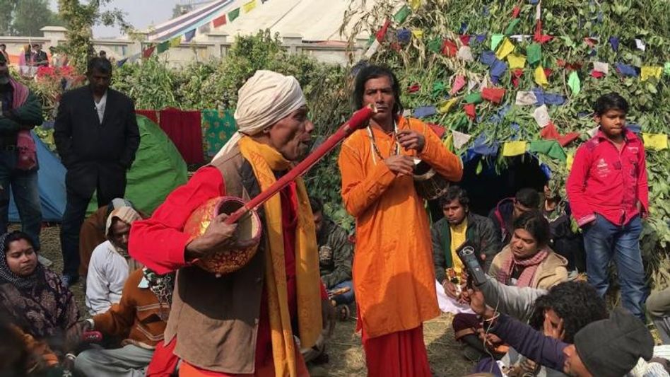 Makar Sankranti 2021: জয়দেব-কেন্দুলিতে বসছে না মেলা, মন খারাপ বাউলদের একাংশের Makar Sankranti 2021: জয়দেব-কেন্দুলিতে বসছে না মেলা, মন খারাপ বাউলদের একাংশের