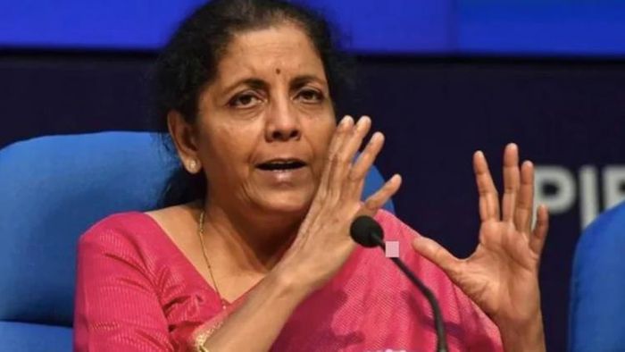 ২০২১-২২ অর্থবর্ষে আর্থিক শ্রীবৃদ্ধি আসবে কি না সে আশায় বুক বেধেছে দেশ।