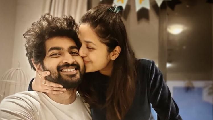 ওম সাহানি ও মিমি দত্ত (ছবি সৌজন্য: ফেসবুক)