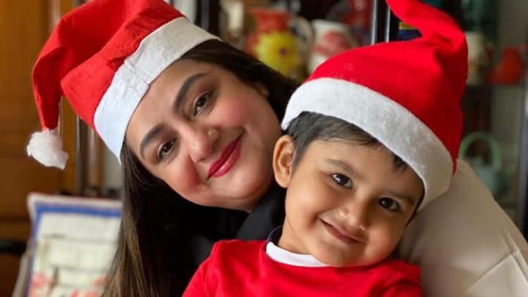 শ্যুটিংয়ে বেরোবে মা, শুনেই কান্না জুড়লো সুদীপার ছেলে