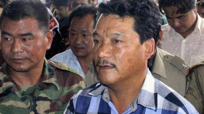 তিন জেলার নিম্ন আদালতগুলিতে থাকা বিমলের বিরুদ্ধে মোট ৭০ টি মামলা ফিরিয়ে নেওয়া হয়েছে।