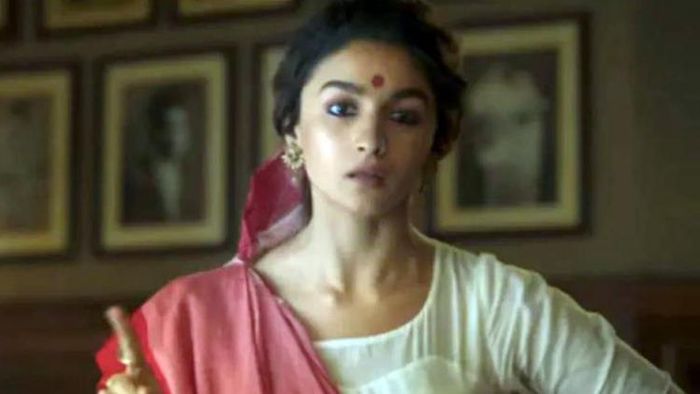 গাঙ্গুবাইয়ের চরিত্রে আলিয়া