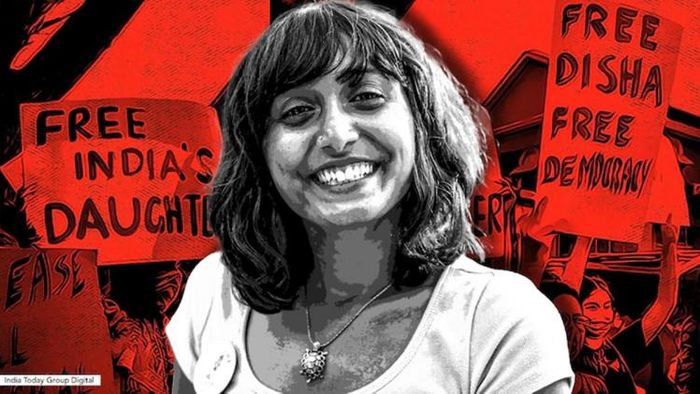 মঙ্গলবারই জামিনে ছাড়া পান বেঙ্গালুরুর ২৩ বছরের দিশা।