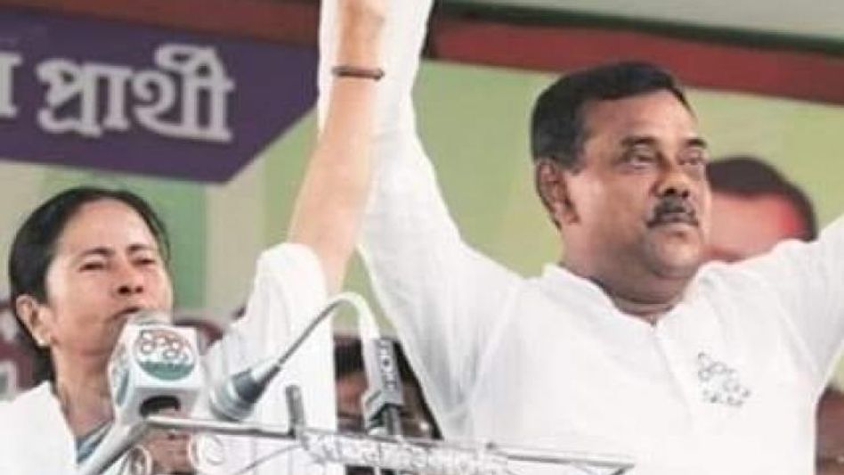 পূর্ণাঙ্গ তালিক প্রকাশে নেত্রী, তার আগেই ভোটে লড়বেন না বলে বেসুরো গাইলেন TMC বিধায়ক পূর্ণাঙ্গ তালিক প্রকাশে নেত্রী, তার আগেই ভোটে লড়বেন না বলে বেসুরো গাইলেন TMC বিধায়ক