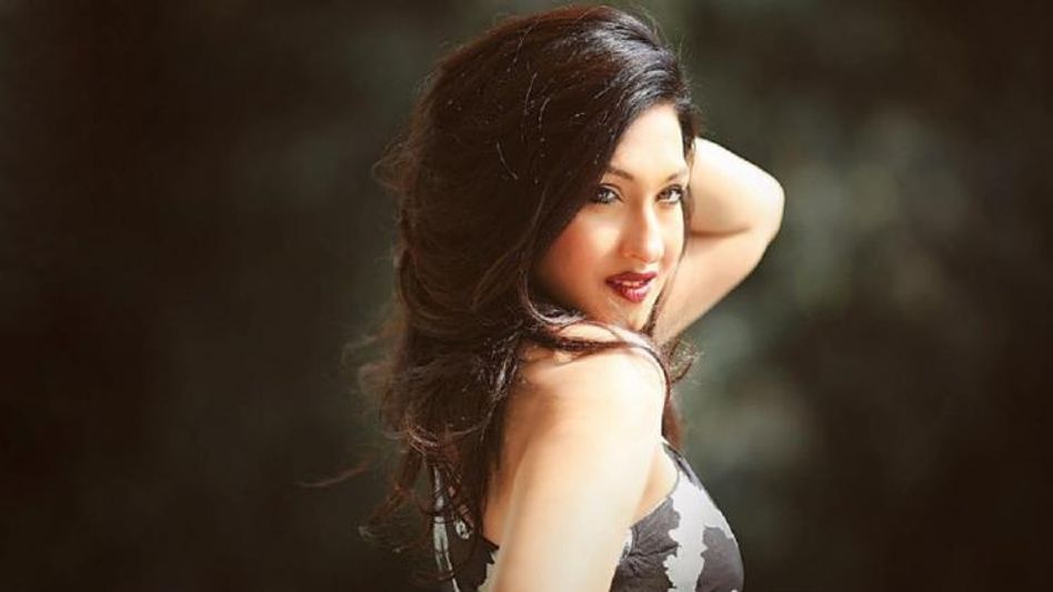 করোনায় আক্রান্ত ঋতুপর্ণা, সিঙ্গাপুরে রয়েছেন অভিনেত্রী করোনায় আক্রান্ত ঋতুপর্ণা, সিঙ্গাপুরে রয়েছেন অভিনেত্রী