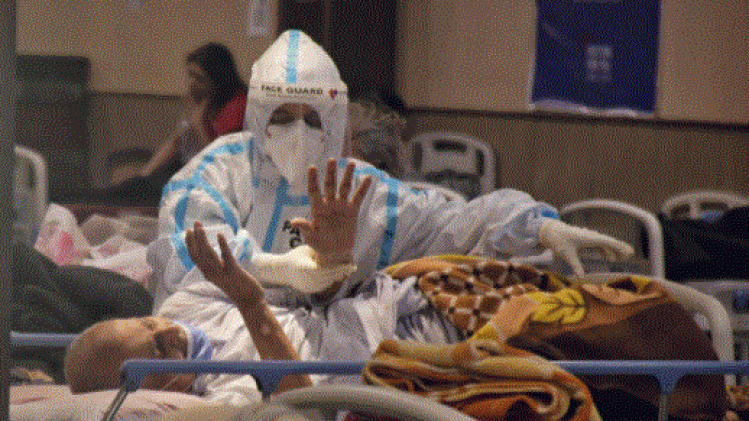 পরপর ৪ দিন ৩ লক্ষের ওপরে দৈনিক সংক্রমণ