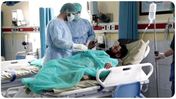 Covid Surge in India: বিগত ২৪ ঘণ্টায় নতুন করে ভাইরাসে আক্রান্ত হয়েছেন ৩ লক্ষ ৮২ হাজার ৩১৫ জন।