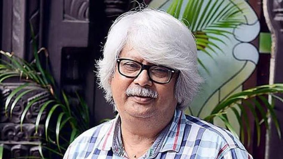 টীকার দ্বিতীয় ডোজ নেওয়ার পরও কোভিডে আক্রান্ত হরনাথ!  টীকার দ্বিতীয় ডোজ নেওয়ার পরও কোভিডে আক্রান্ত হরনাথ!