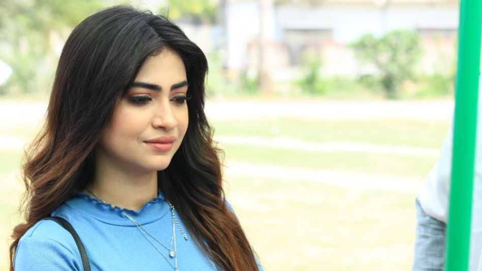 "চরিত্রে ঢুকবো বলে ৮ দিন যোগাযোগ রাখিনি বাড়ির সঙ্গে!" 'শুভারম্ভ'-র পর আড্ডায় জেসমিন   "চরিত্রে ঢুকবো বলে ৮ দিন যোগাযোগ রাখিনি বাড়ির সঙ্গে!" 'শুভারম্ভ'-র পর আড্ডায় জেসমিন