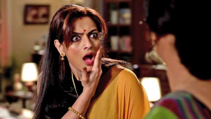 শ্রীময়ী ধারাবাহিকে জুন আন্টি-র ভূমিকায় ঊষসী