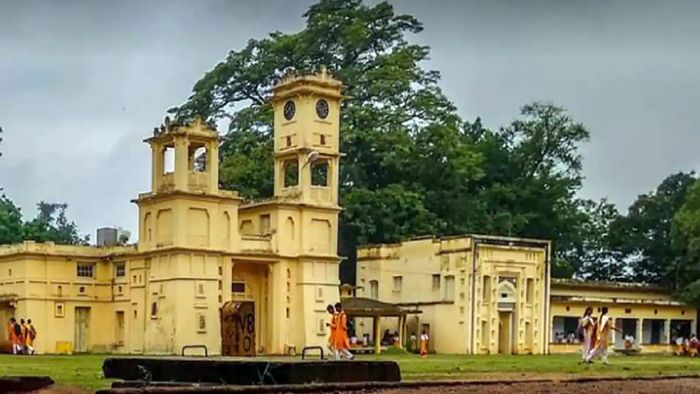 বিশ্বভারতী বিশ্ববিদ্যালয়ের গৌর প্রাঙ্গন