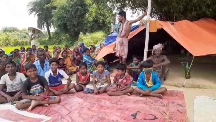 তৃণমূলের গোষ্ঠীকোন্দলে ঘরছাড়া দলীয় কর্মীরাই