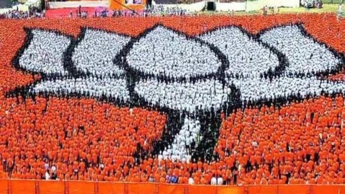 উত্তরপ্রদেশ ধরে রাখা যাবে! চিন্তায় পদ্ম শিবির