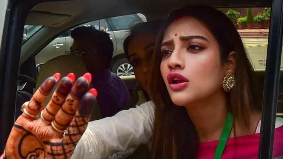 নুসরতের বিয়ে-বিতর্ক সংসদে! MP পদ খারিজের দাবি  নুসরতের বিয়ে-বিতর্ক সংসদে! MP পদ খারিজের দাবি