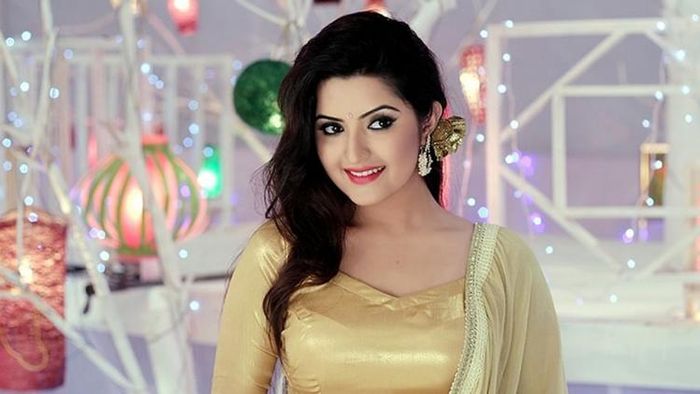 পরীমনি। নীচে, মূল অভিযুক্ত নাসির উদ্দিন মাহমুদ।