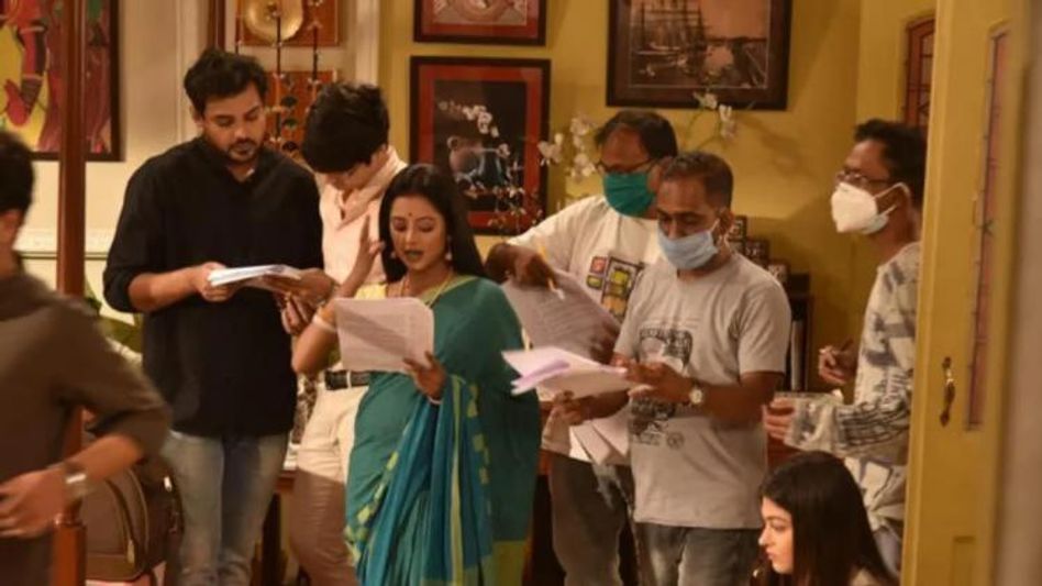ফেডারেশনের বিরুদ্ধে একত্রে অভিযোগ টেলিপাড়ার  ফেডারেশনের বিরুদ্ধে একত্রে অভিযোগ টেলিপাড়ার