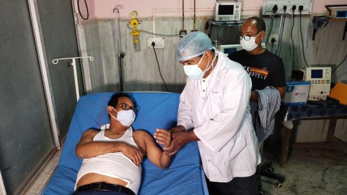 চিকিৎসাধীন জয়ন্ত রায়