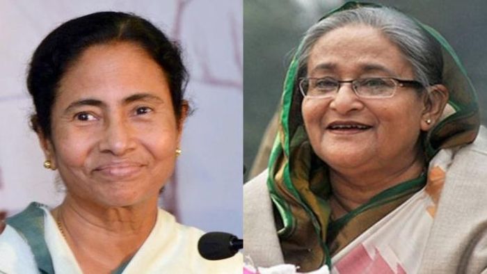মমতা বন্দ্যোপাধ্যায় এবং শেখ হাসিনা। ফাইল ছবি