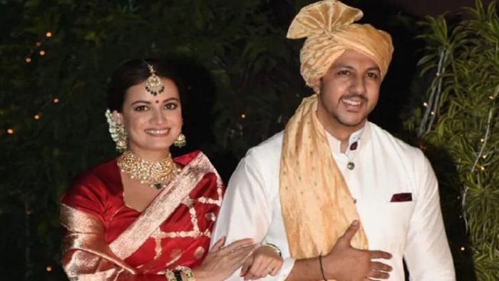 দিয়া মির্জা ও বৈভব রেখির কোল আলো করে জন্ম হল সন্তানের