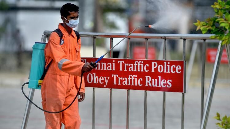 COVID-বিধিনিষেধের মেয়াদ বাড়ল রাজ্যে, রাত ৯টার পর আরও সতর্ক প্রশাসন COVID-বিধিনিষেধের মেয়াদ বাড়ল রাজ্যে, রাত ৯টার পর আরও সতর্ক প্রশাসন