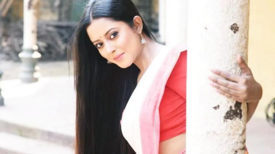 'শরীর বেচে চান্স পেয়েছে', অভিনেত্রীকে আক্রমণ 'শরীর বেচে চান্স পেয়েছে', অভিনেত্রীকে আক্রমণ