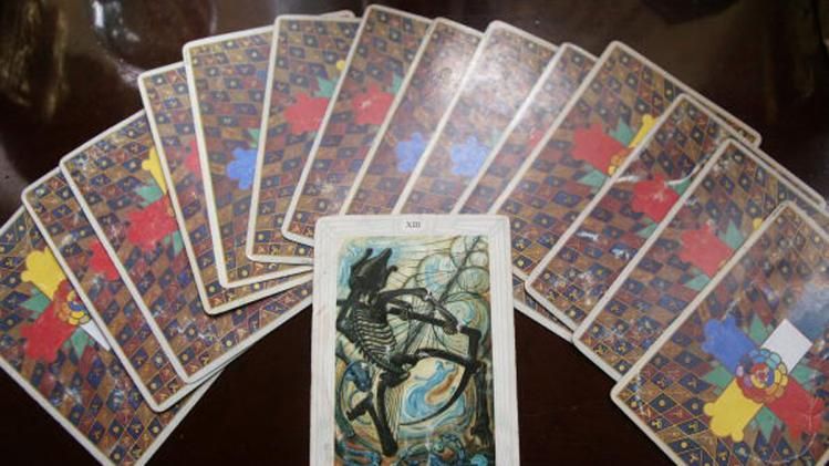 Tarot Horoscope: কর্মক্ষেত্রে সফলতা এই ৪ রাশির জাতকের! 