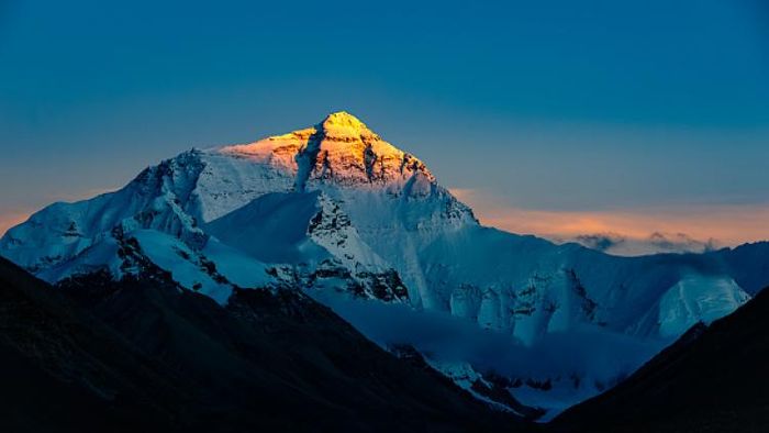 গোধূলির এভারেস্ট